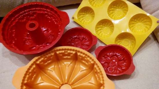 Silicone items (molds, rugs, tassels, gloves, etc.)