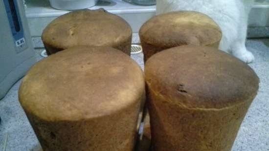 Kulich con Myasoedovskaya al forno (master class)