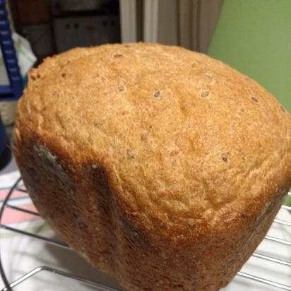 Pane con farina d'avena, crusca, sesamo e semi