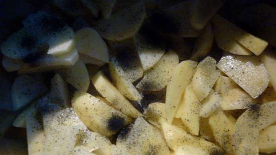 Potatoes and pollock baked with black salt, herbs and sour cream