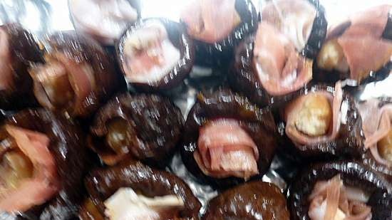 Prunes prunes al forn amb castanyes