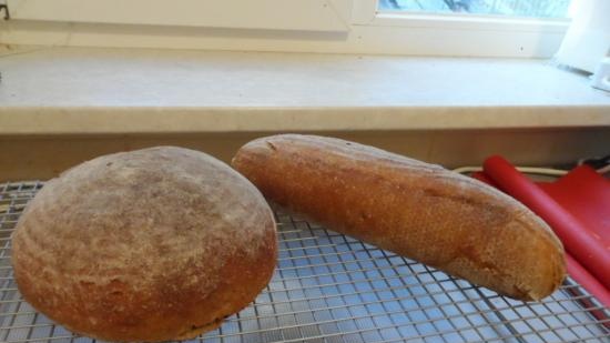 Pane di segale e grano senza impastare