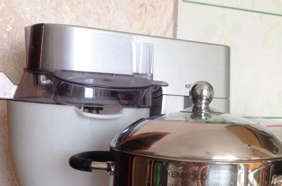 Máquina de cocina Kenwood: trabajar con accesorios