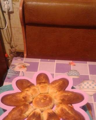 Jellied dough patties with canned fish and potatoes