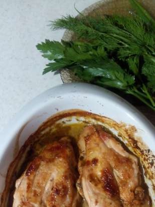 Pollo con corteza dorada con salsa picante Jack (Jamie Oliver)