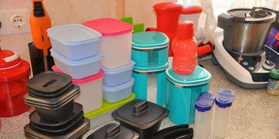 Plastic dishes Tupperware - reviews