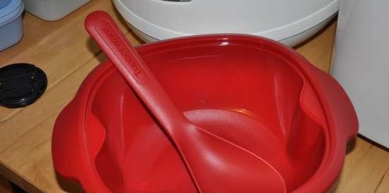 Plastic dishes Tupperware - reviews