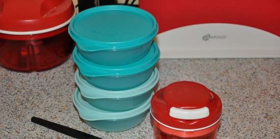 Plastic dishes Tupperware - reviews