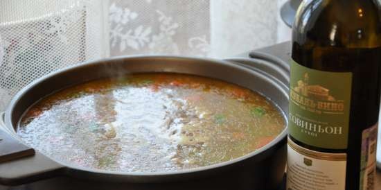 Sopa de pescado francesa