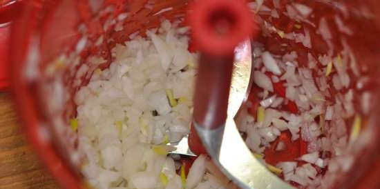 Borscht in TupperKuk (microwave pressure cooker)