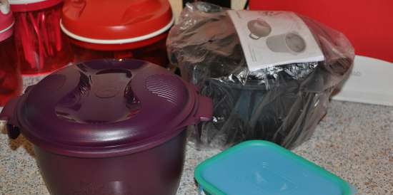 Plastic dishes Tupperware - reviews