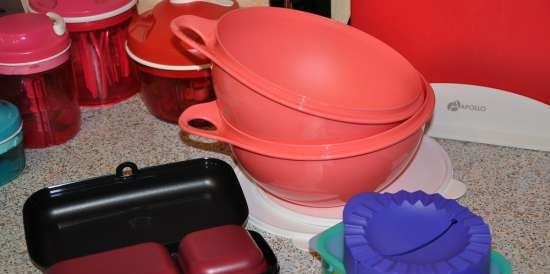 Plastic dishes Tupperware - reviews