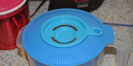 Đĩa nhựa Tupperware - đánh giá