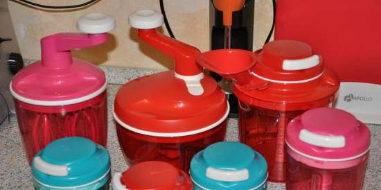 Plastic dishes Tupperware - reviews