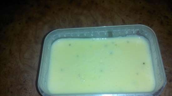 Low-fat melted curd cheese (in the microwave)