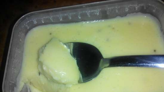 Low-fat melted curd cheese (in the microwave)