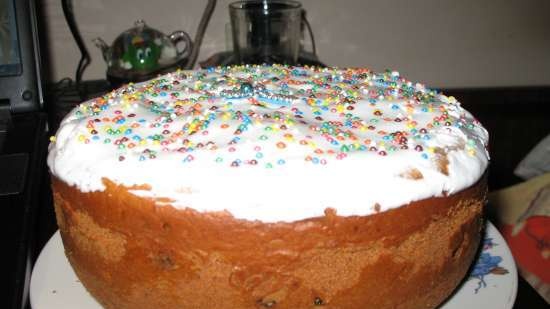 Easter cake in a slow cooker