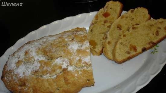 Festive curd roll with candied fruits and raisins