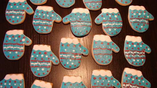 We decorate gingerbread cookies, cookies