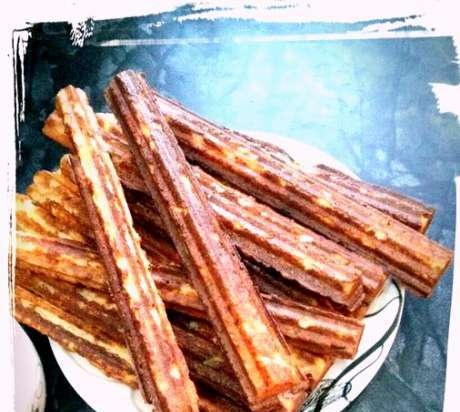 Túrós sajt churros joghurtos mártással