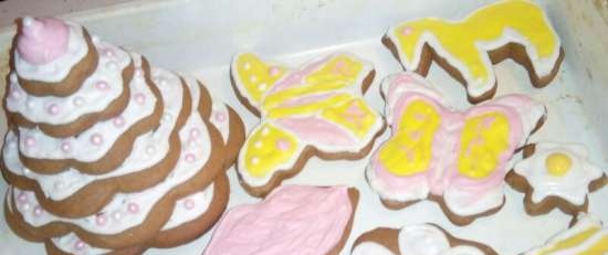 We decorate gingerbread cookies, cookies