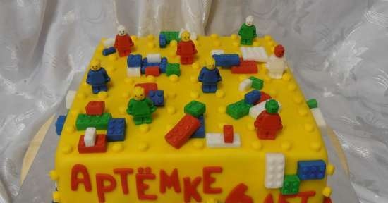 Cakes based on cartoons Transformers, Lego and other superheroes