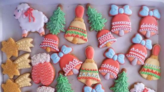 Pinalamutian namin ang cookies ng gingerbread, cookies