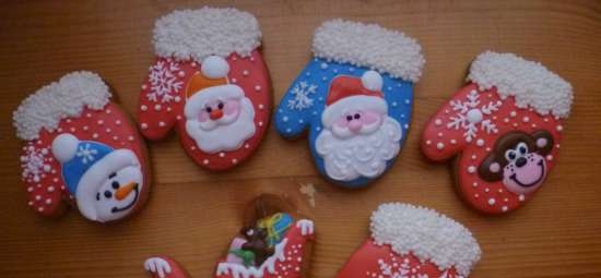 We decorate gingerbread cookies, cookies