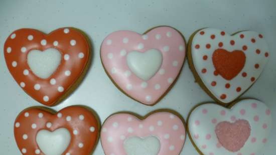 We decorate gingerbread cookies, cookies