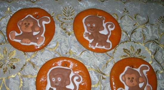 Pinalamutian namin ang cookies ng gingerbread, cookies