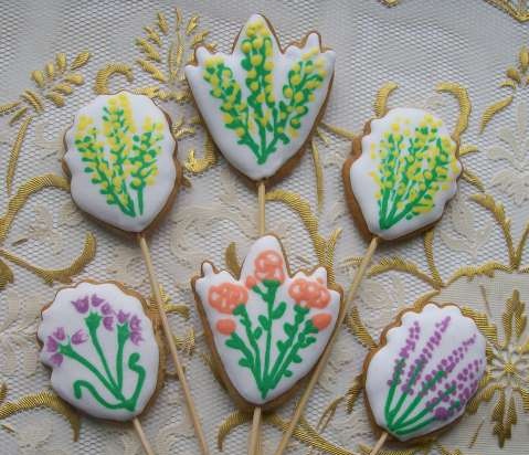 Decoramos galletas de jengibre, galletas