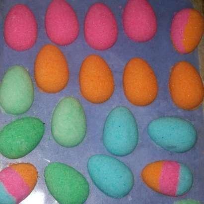 Sugar eggs