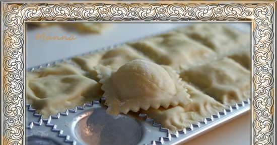 Dumplings and dumplings mold