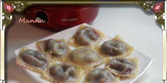 Raviolis de mató amb cireres al vapor