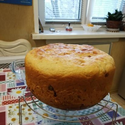 Obra mestra de Kulich al forn i multicooker Marca 502 (classe magistral)