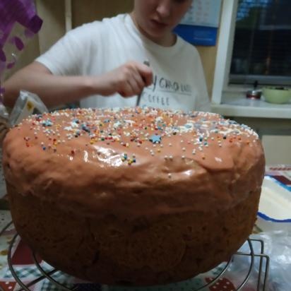 Kulich Masterpiece a sütőben és a multicooker márka 502 (mester osztály)