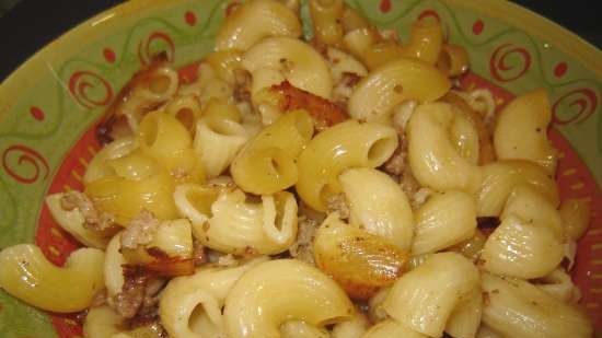 Navy-style pasta in the Brand multicooker