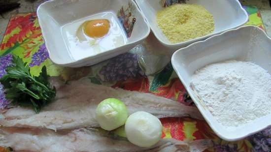 Fish rolls with onions in corn breading