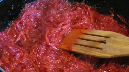 Borscht con ciruelas ahumadas y berenjena (magro)