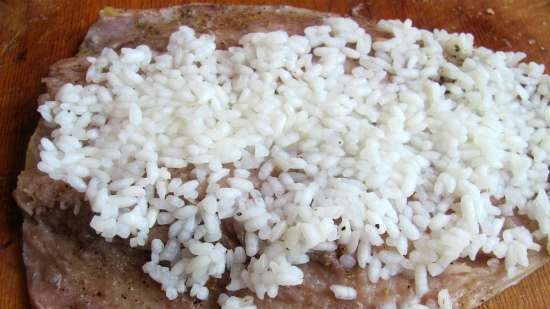 Rollo de caballa con trigo sarraceno y arroz