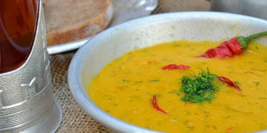 Kalabasa at sopas ng lentil cream