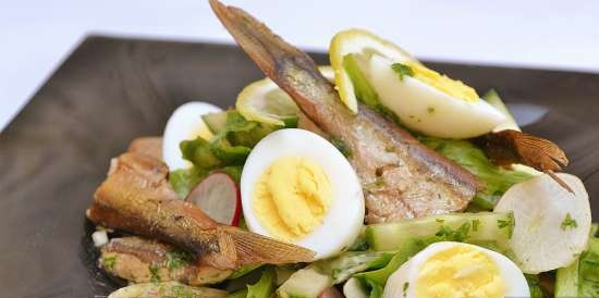 Smoked capelin salad with vegetables