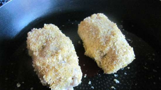 Fish rolls with onions in corn breading