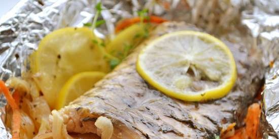 Carp fillet with vegetables and lemon