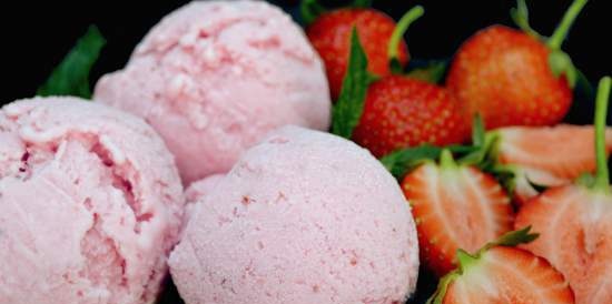 Gelato alla fragola con yogurt