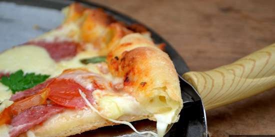 Pizza stuffed with cheese