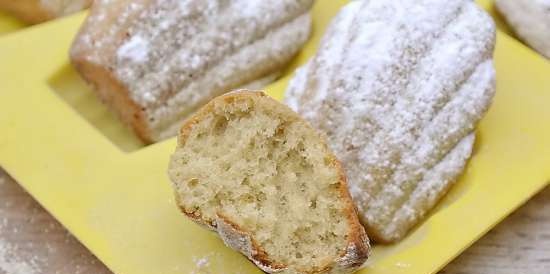 Madeleine con té matcha de masa fría