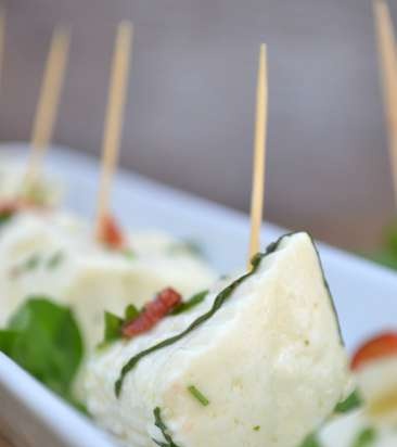 Feta inatsara sa bahay sa Feta sourdough