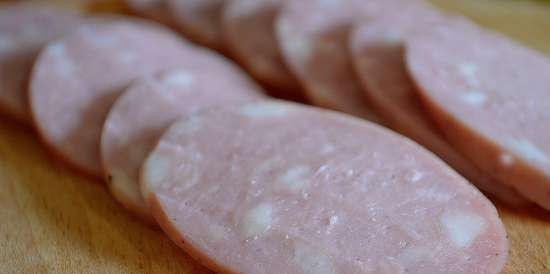 Cooked pork sausage with bacon (wet salted)