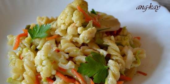 Pasta con verdure e frecce all'aglio (magra)